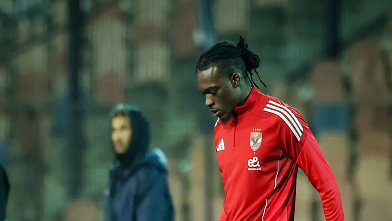 حل لغز كامويش في الأهلي.. إجراء عاجل من الإدارة وتوروب.